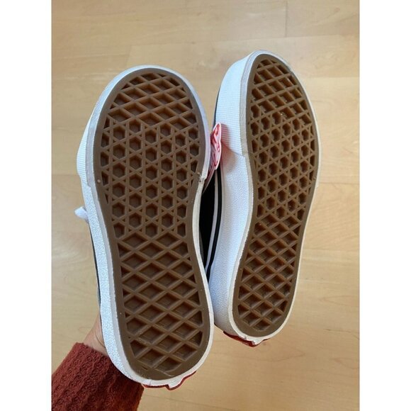 VANS Bnwt "Ward" Low Top Sneakers Boys New Black - Picture 3 of 8